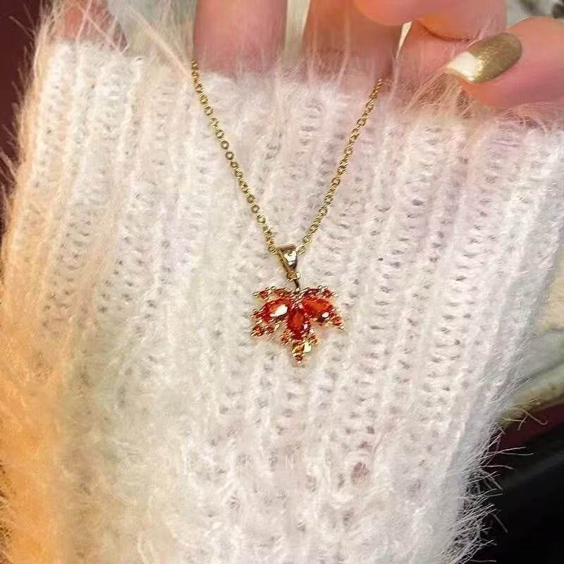 ❤Εξαιρετικά χαμηλή τιμή🔥Αγοράστε 1 Πάρτε 1 Δωρεάν🔥Ένα εκλεπτυσμένο και κομψό κολιέ κλείδας από φύλλο σφενδάμου.