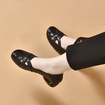 【35-40】 2025 νέα γυναικεία πέδιλα με στρογγυλή μύτη από γνήσιο δέρμα με μικρό τακούνι